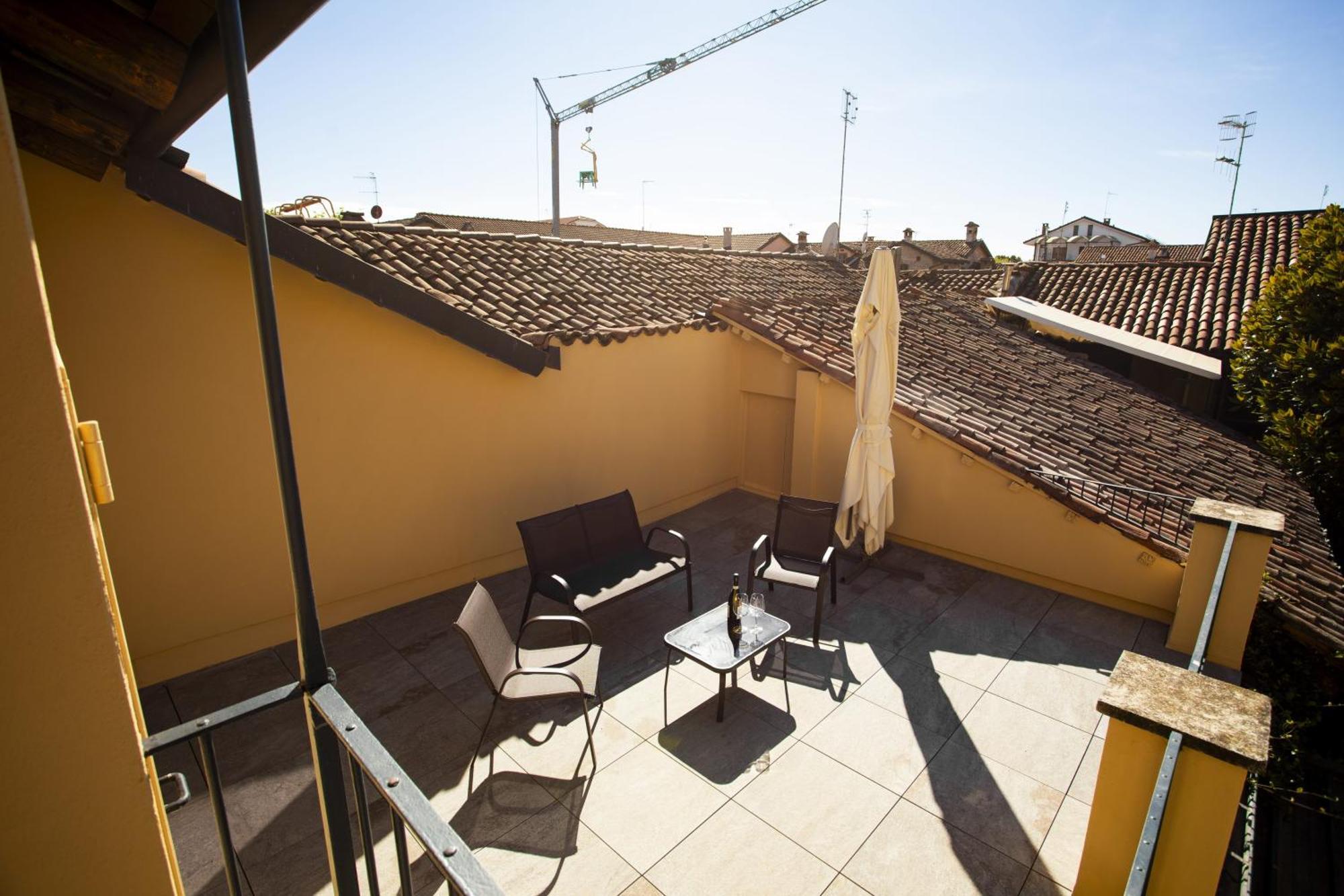Palazzo Ratti Boutique Rooms Кераско Екстериор снимка